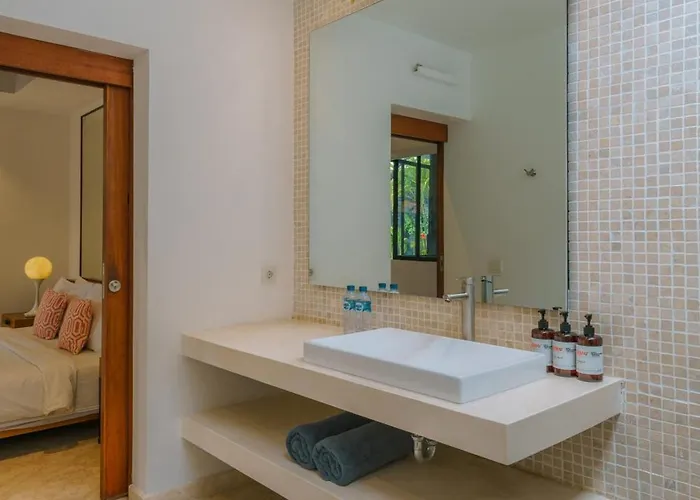 فيلة Anahata: Modern 2br W/ Pool In ! سمينياك