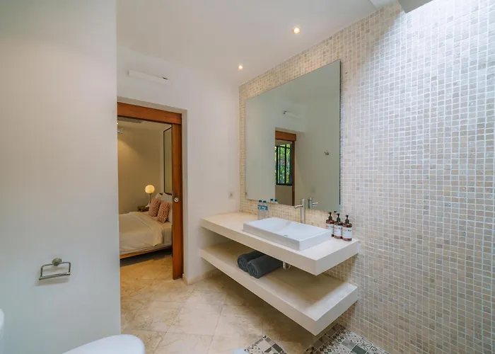 Anahata: Modern 2br W/ Pool In !